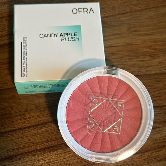 OFRA Candy Apple Blush - Picture 2 of 8